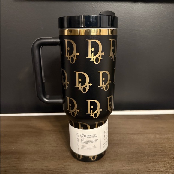 Stanley Dior Black and Gold Patterned Tumbler 40oz - Picture 2 of 4